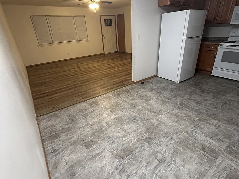 519 Cherry St — Photo 2
