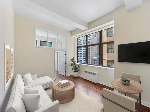 310 East 46th Street 7V image 3 of 10