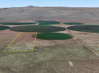 2 S Gloria Rd #2, Christmas Valley, OR 97641