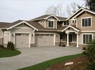 2411 Street Andrews Ln, Steilacoom, WA 98388