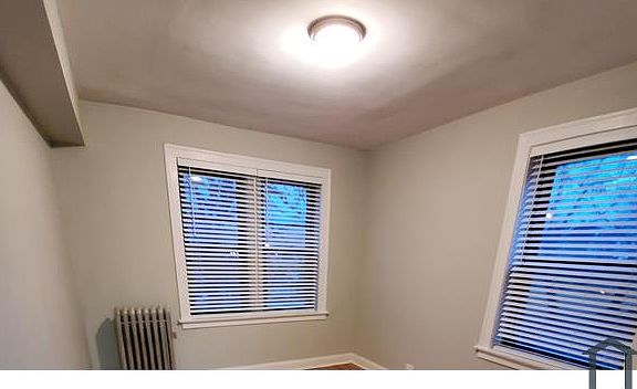 3rd image of 7548 S Saginaw Ave