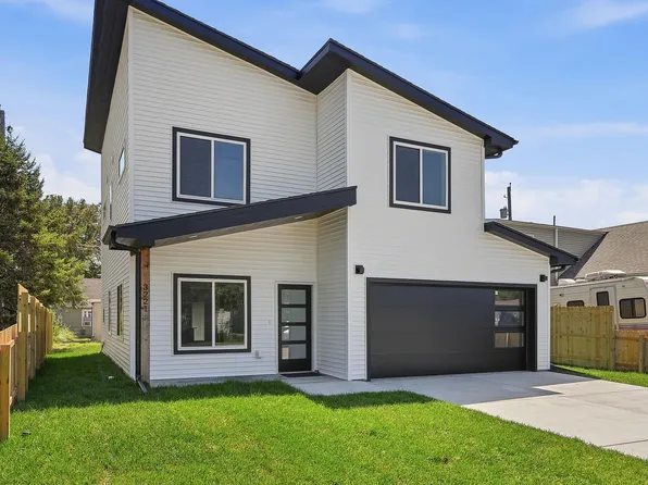 3221 4th Ave, Council Bluffs, IA 51501