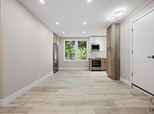 739 6th Ave #2D, Brooklyn, NY 11215