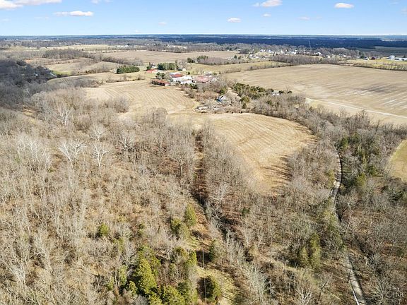 3rd image of 301 Rose Hill Rd