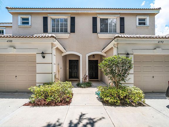 2nd image of 4588 Palmbrooke Cir