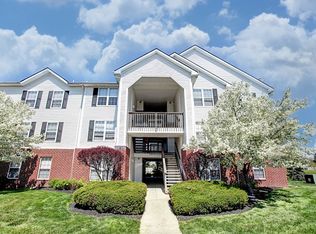 3723 Gateway Lakes Dr, Grove City, OH 43123