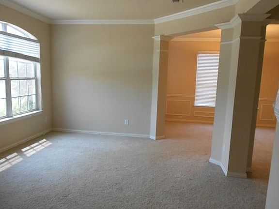 4th image of 9709 Furman Ct