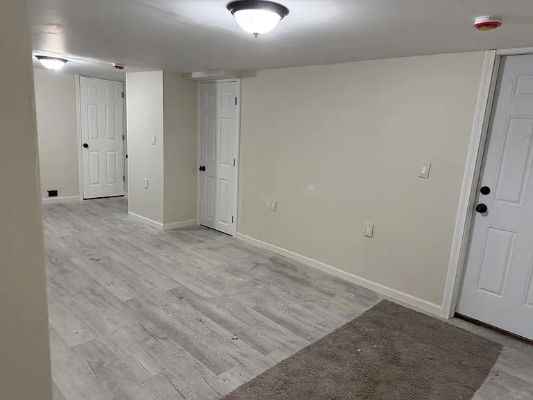 27 South St — Photo 10