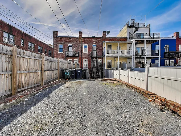 613 Park Rd NW #1 — Photo 32