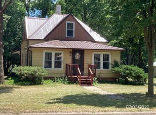 103 N 6th St, Kiester, MN 56051