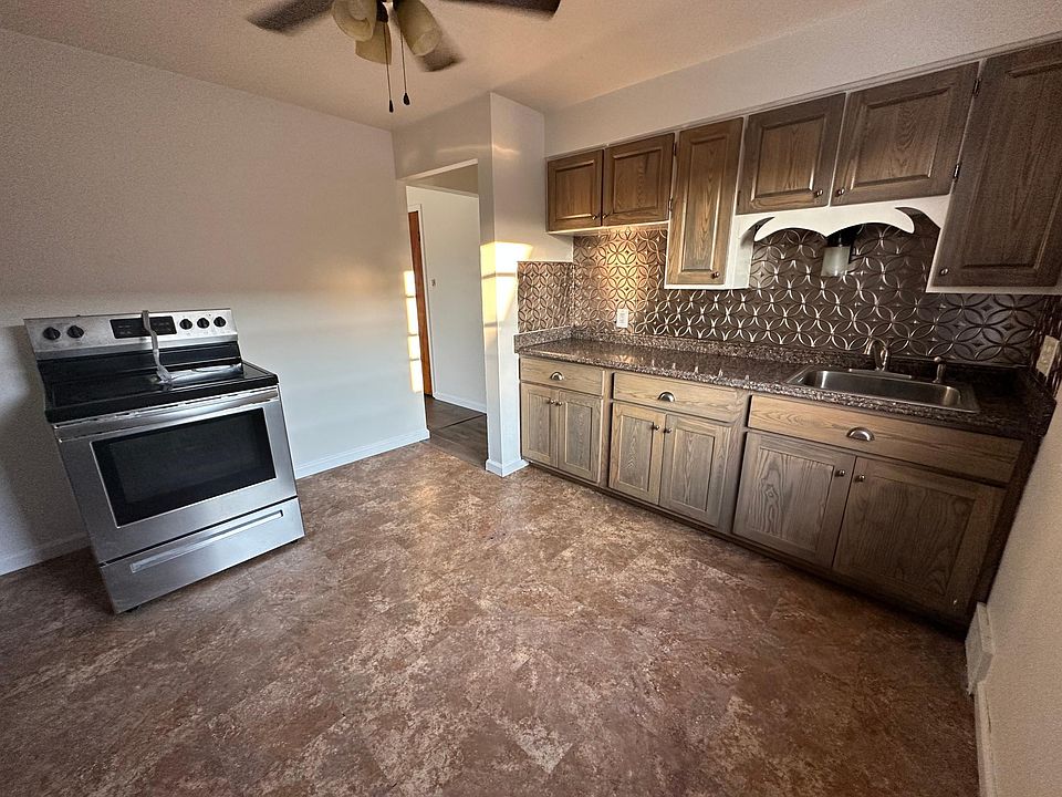 1st image of 203 W Woodside Ave Unit 2