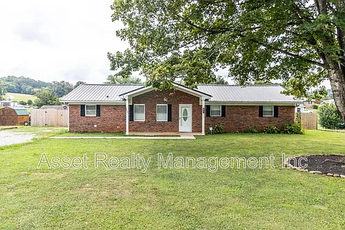 2821 Vicksburg Ln Photo 1