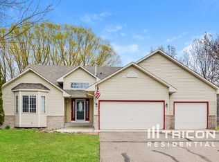 4212 Hidden Pond Trl NE, Prior Lake, MN 55372