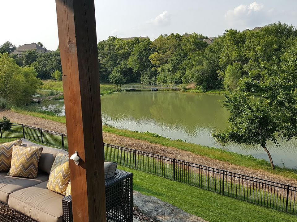 2nd image of 2804 SW Gray Ct