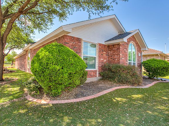 4th image of 4553 Southern Oak Ln