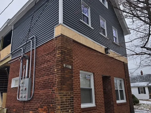 1438 E 45th St APT 4, Cleveland, OH 44103