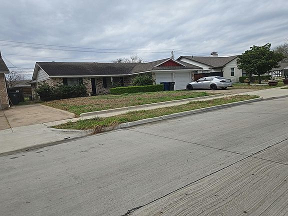 3rd image of 1606 Carroll Dr