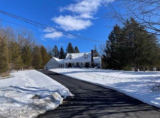 938 Potters Rd, Newton, NJ 07860