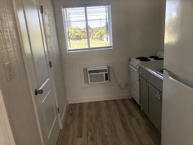 Seaside Apts - 25-Seaside — Photo 3
