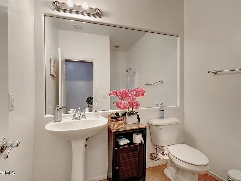 1120 N Crosscreek Dr — Photo 17