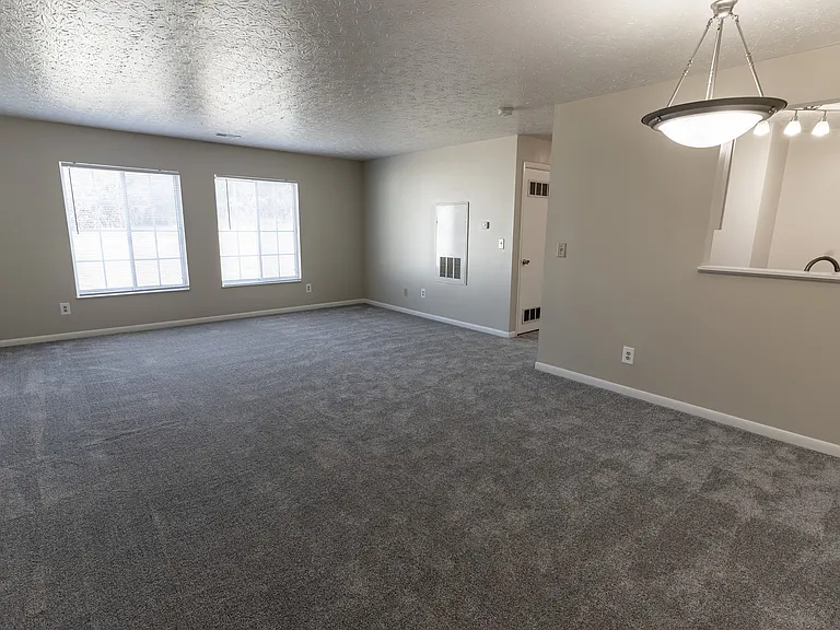 Meadow View Apartments and Townhomes — Photo 13