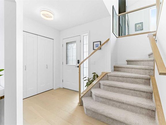 2nd image of 40 SE Tuscany Ridge Grn NW
