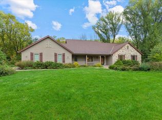N74W22288 Alta Vista Dr, Lisbon, WI