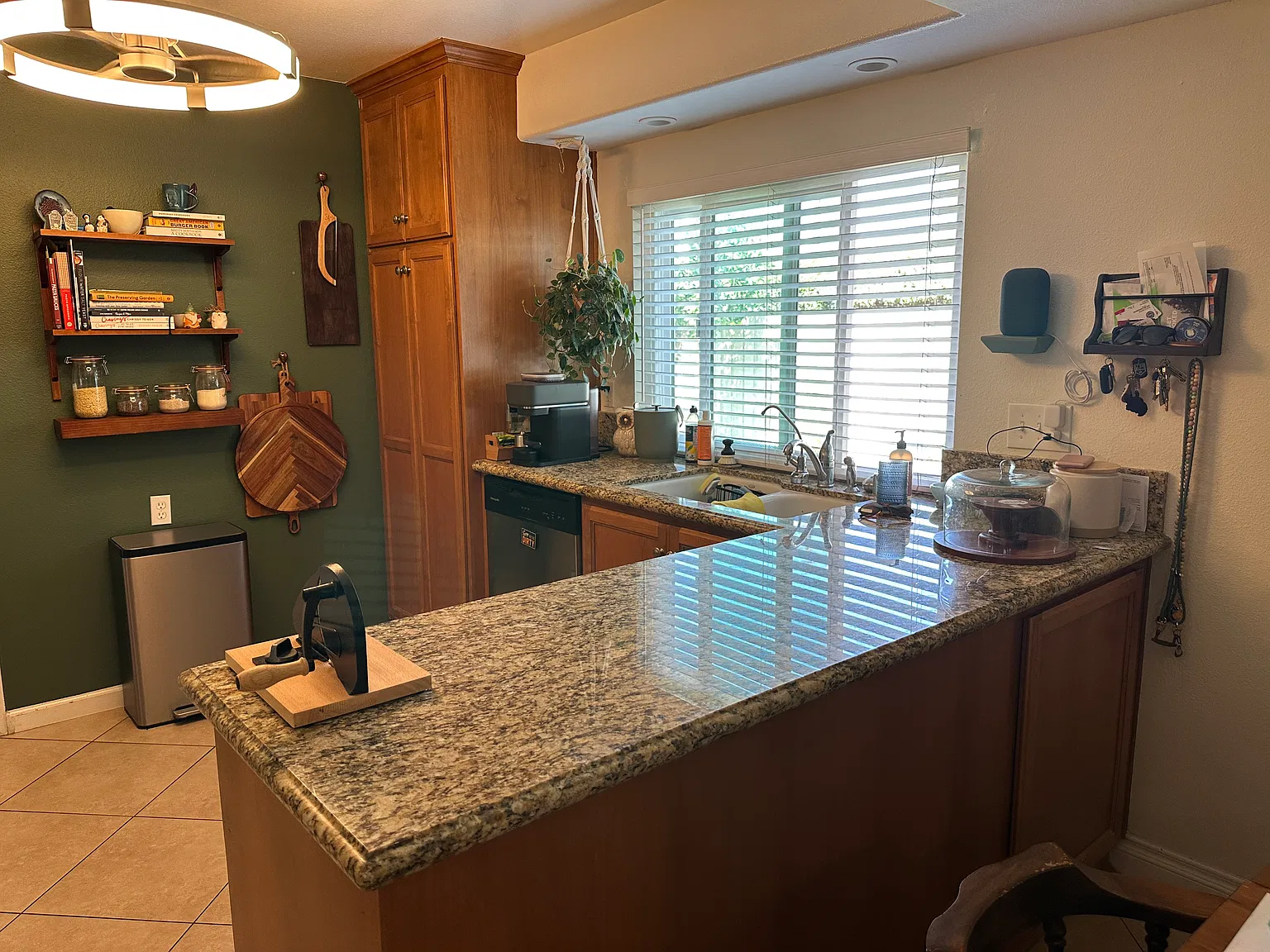 2279 Workman Ave — Photo 4