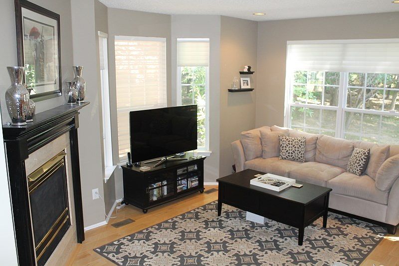 2nd image of 3 Caroline Foster Ct #3