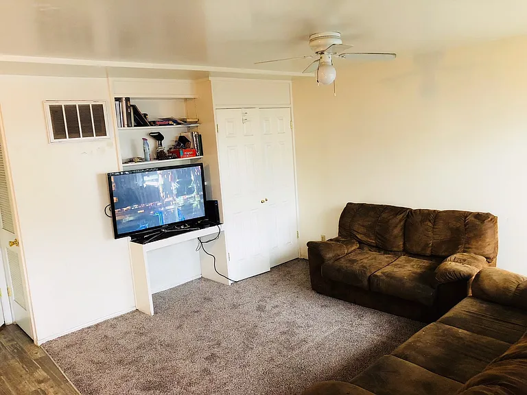 469 N 100 E — Photo 17