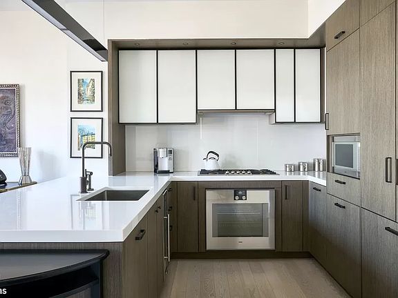 4th image of 959 1st Ave #12D