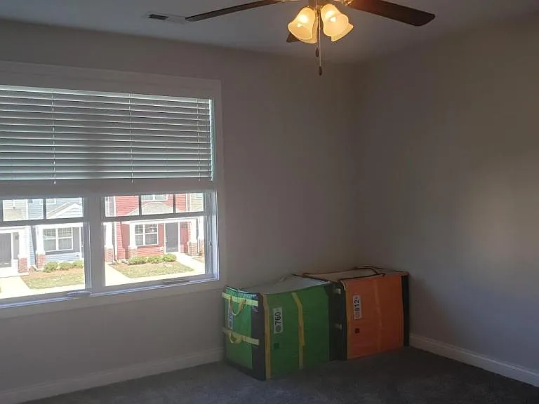 203 Alexander Blvd — Photo 12