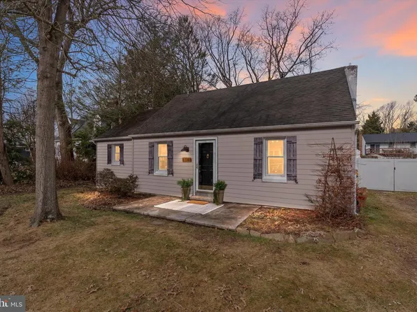 1148 Riverview Dr, Annapolis, MD 21409