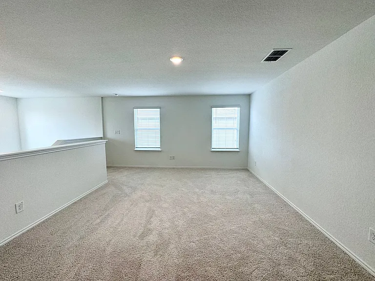 4089 Lily Glade Ln — Photo 33