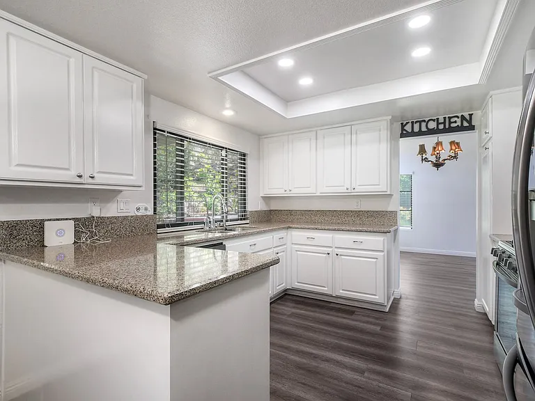 12993 Brome Way — Photo 7