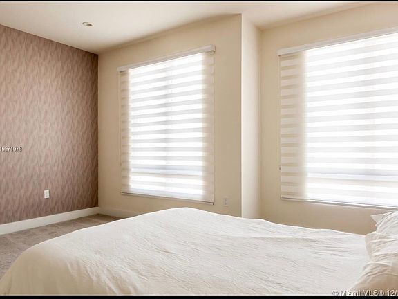 4th image of 6310 NW 103rd Pl APT 207