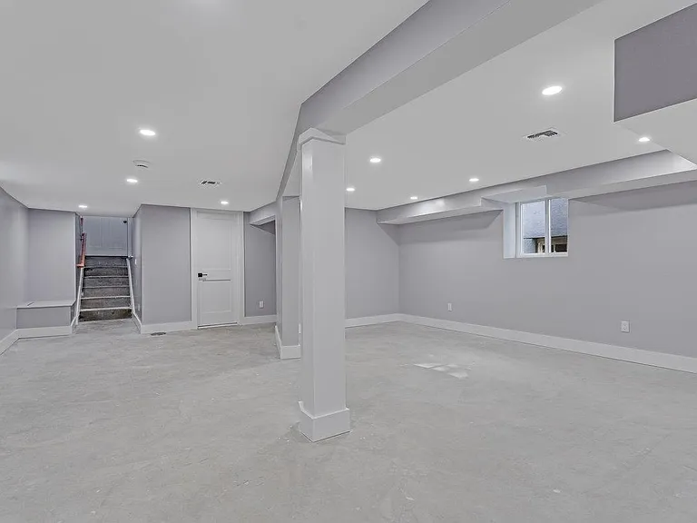 191 Franklin St — Photo 11