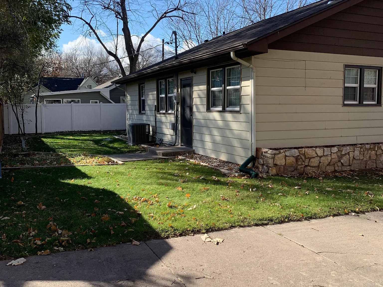 3 bed, 1768 sqft, $1,700 — Photo 3