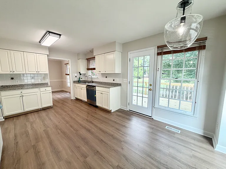 1912 Jupiter Hills Ct — Photo 16