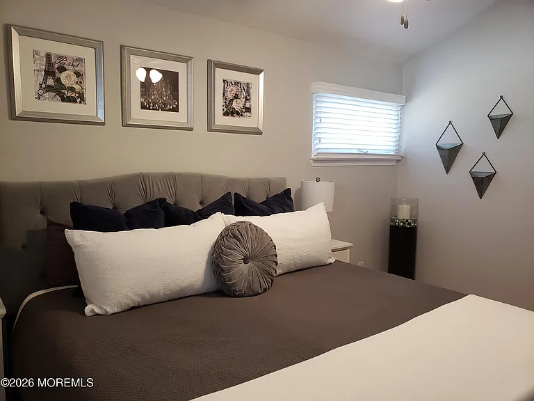 9 Winthrop Pl — Photo 21