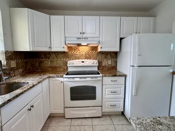 9949 Sandalfoot Boulevard #524, Boca Raton, FL 33428
