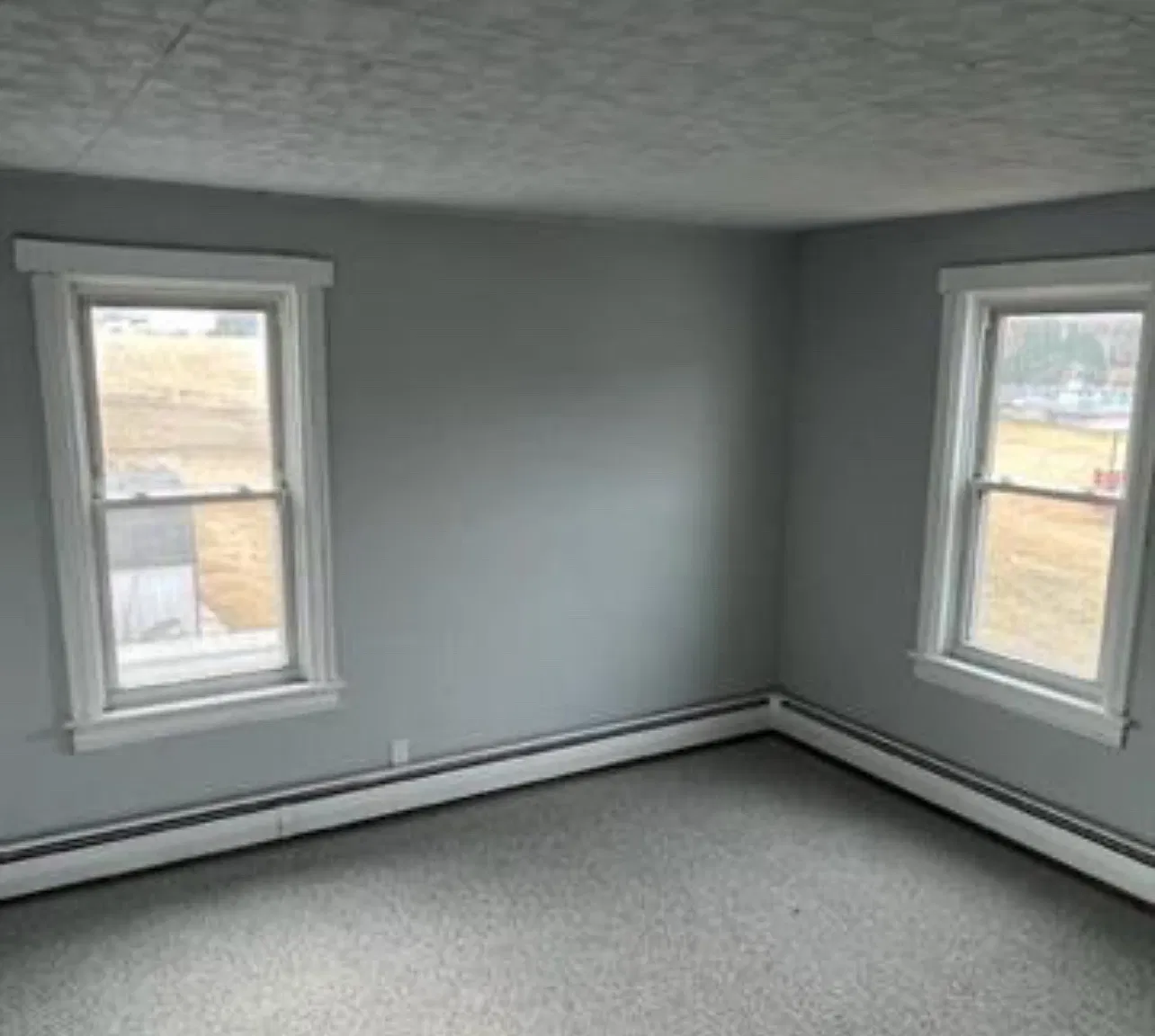 3 bed, 1310 sqft, $2,300 — Photo 4