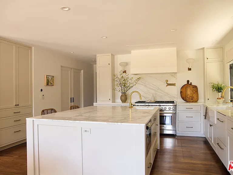 519 Moreno Ave — Photo 12