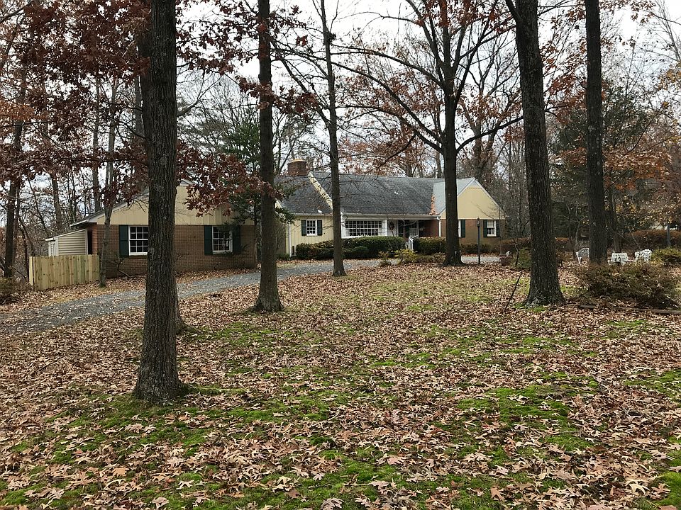 1st image of 4812 Maury La