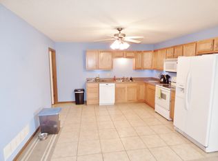 2319 Vineyard Cir, Manhattan, KS 66502