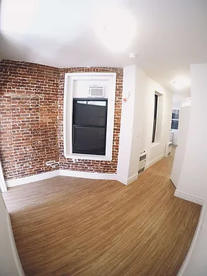 Rented by Avenues Real Estate | media 15