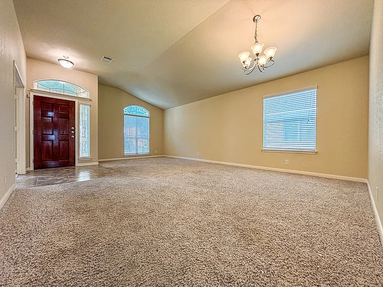 923 Avery Pkwy #2 — Photo 5
