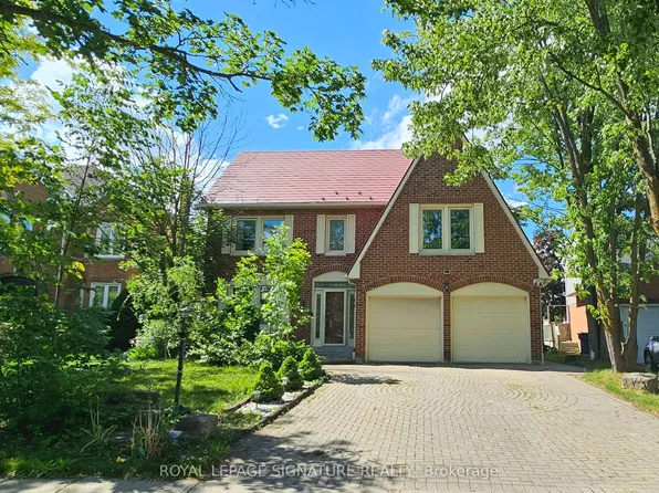 432 Alex Doner Dr, Newmarket, ON L3X 1C5
