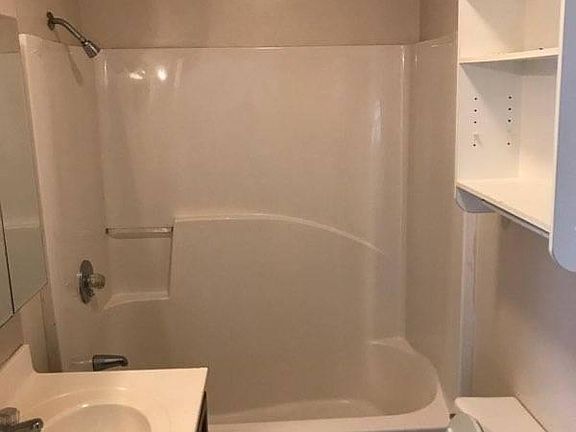 3rd image of 1619 Washington Ave