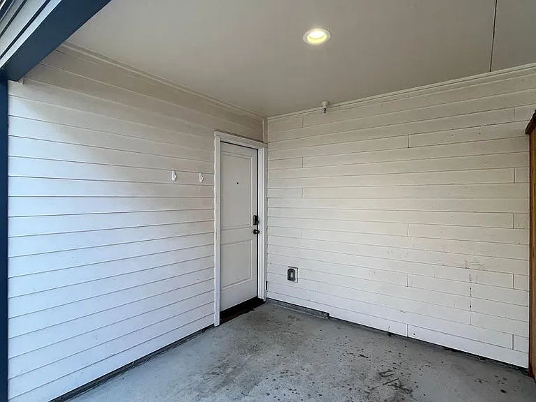 3610 SE 15th Ave — Photo 12